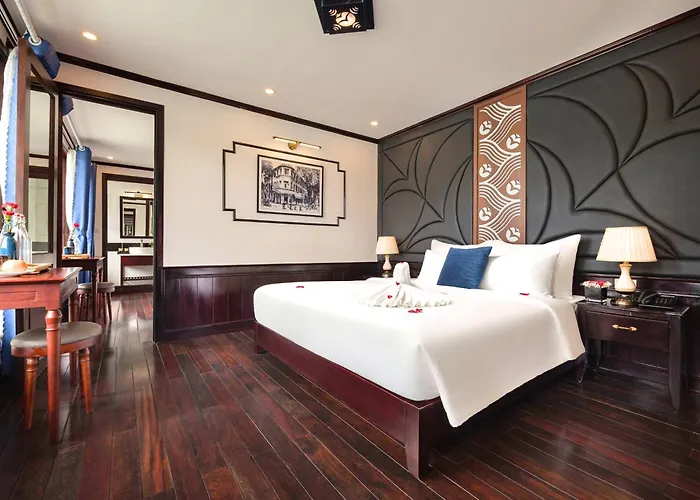 Le Journey Elegance Cruise 5* Ha Long